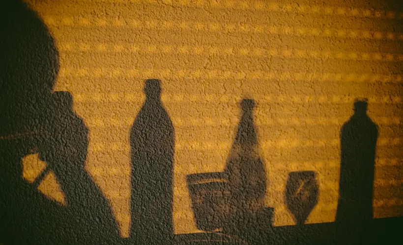 Снижается тяга к курению, алкоголю и прочим вредным привычкам Снижается тяга к курению, алкоголю и прочим вредным привычкам