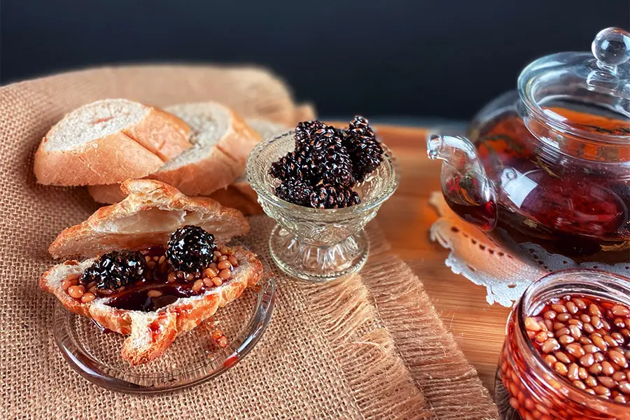 Варенье из сосновой шишки Варенье из сосновой шишки