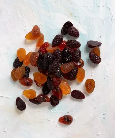 Мармелад "Сосновый" (с шишкой), 110г Мармелад "Сосновый" (с шишкой), 110г